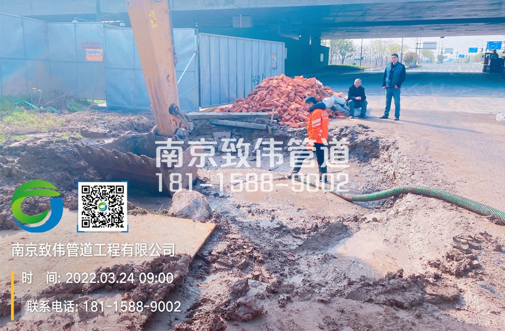 燕子矶泥浆清理